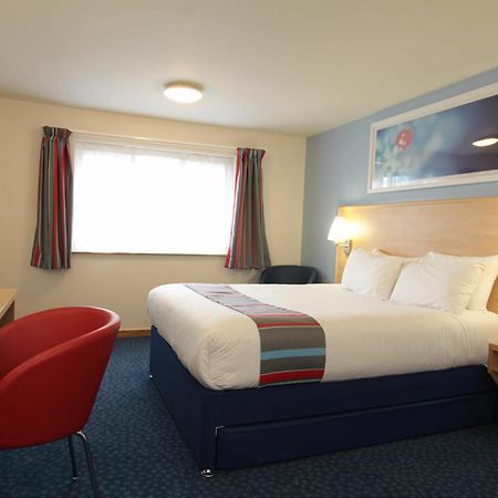 Travelodge Bristol Central Anchor Road Esterno foto