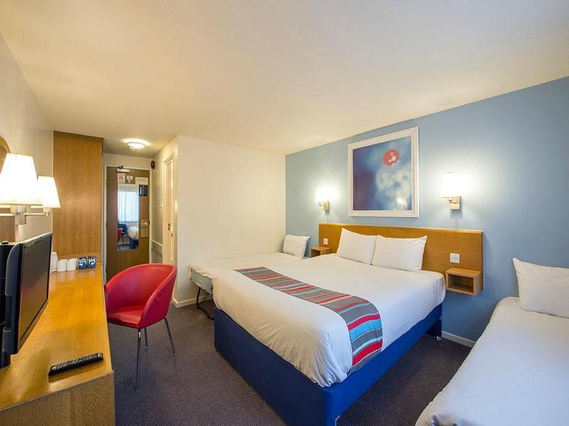 Travelodge Bristol Central Anchor Road Esterno foto