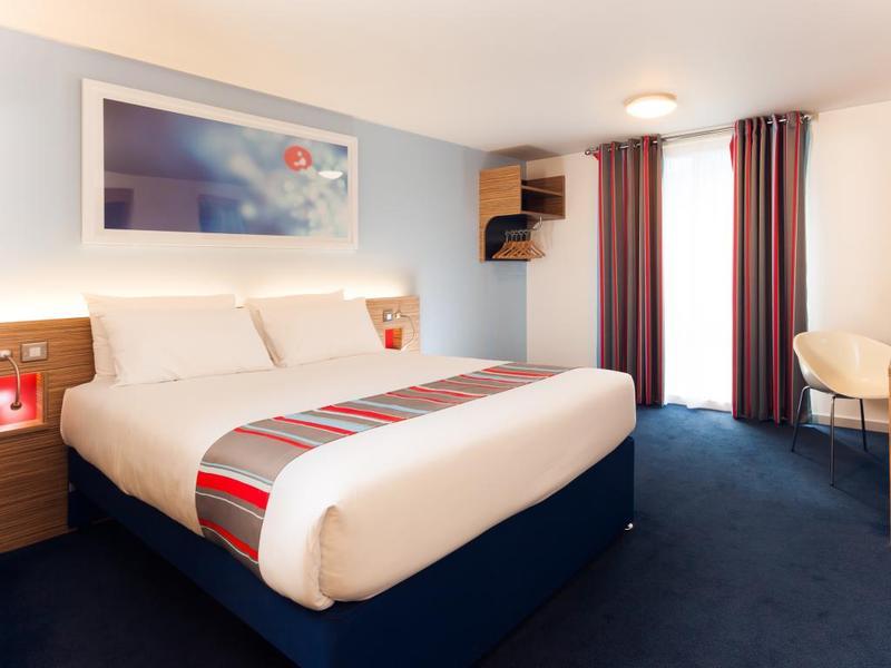 Travelodge Bristol Central Anchor Road Esterno foto