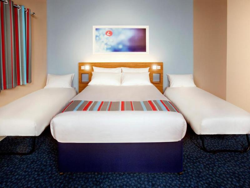 Travelodge Bristol Central Anchor Road Esterno foto