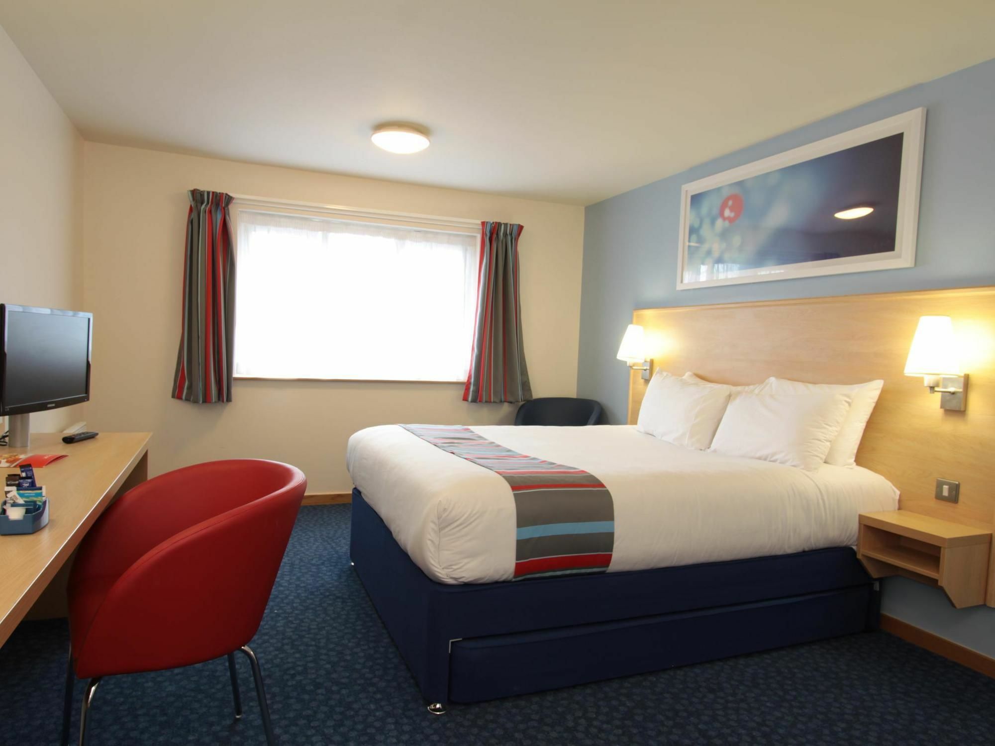 Travelodge Bristol Central Anchor Road Esterno foto